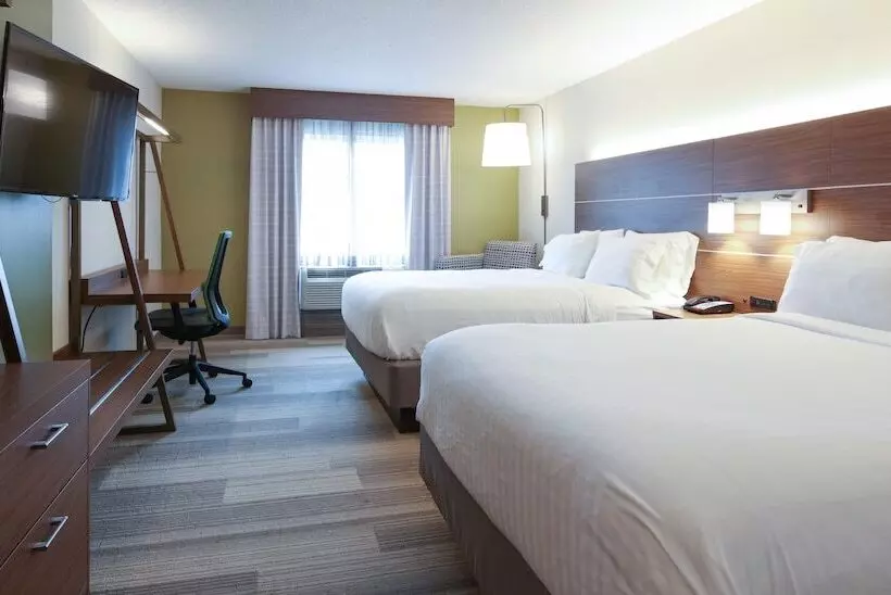 スイート, Holiday Inn Express Hotel & Suites Cincinnati Southeast Newport, An Ihg