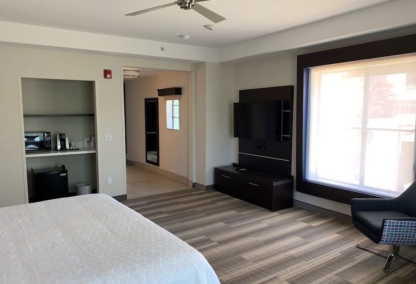 스위트, Holiday Inn Express Hotel & Suites El Dorado Hills, An Ihg