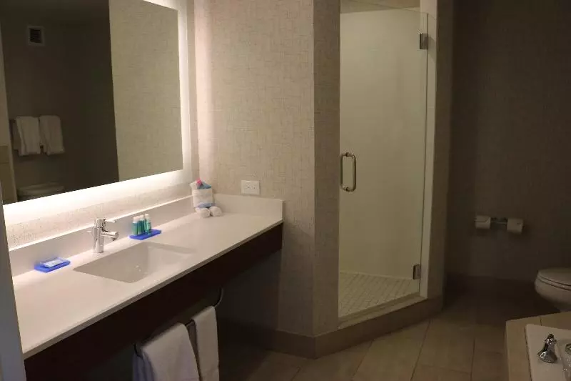 クイーンサイズベッドのスイートルーム, Holiday Inn Express Hotel & Suites El Dorado Hills, An Ihg