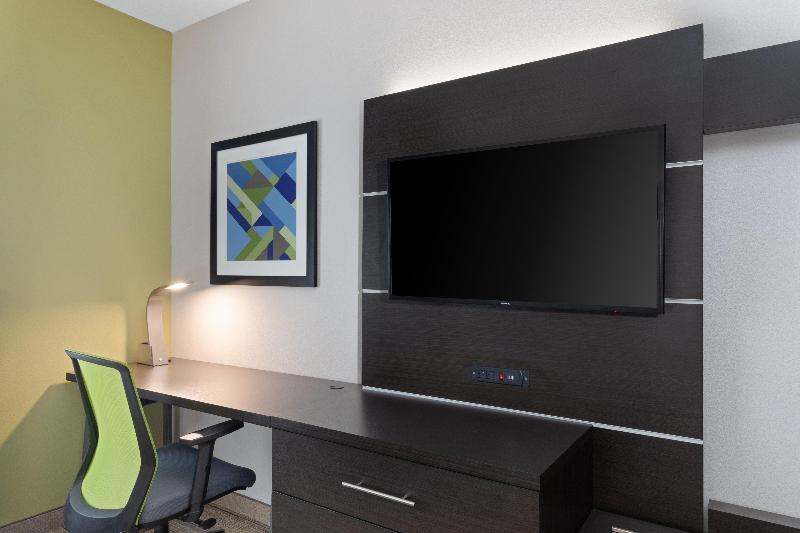 Люкс Кровать Кинг, Holiday Inn Express Hotel & Suites Lake Placid, An Ihg
