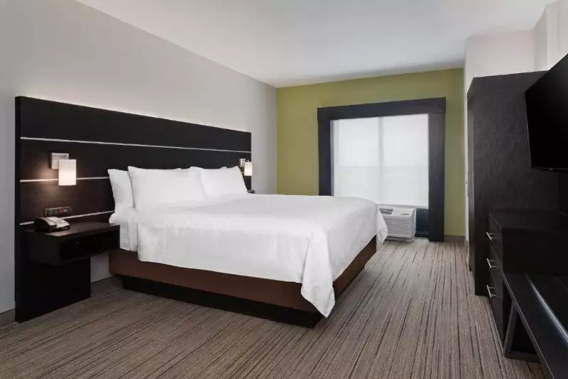 身障者適用スイートルーム, Holiday Inn Express Hotel & Suites Lake Placid, An Ihg