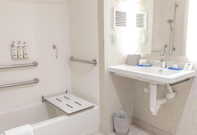 장애인을 위한 킹사이즈 침대 스탠다드 룸, Holiday Inn Express Hotel & Suites Livermore, An Ihg