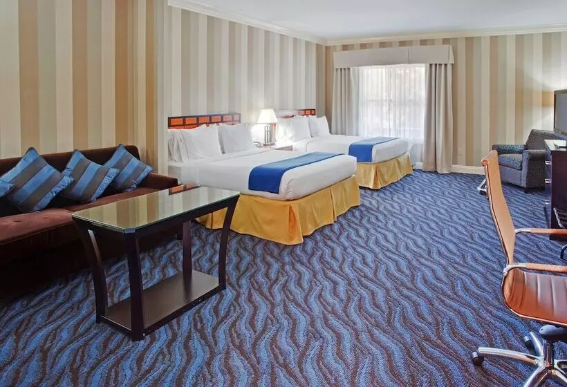 スイート, Holiday Inn Express Hotel & Suites Santa Cruz, An Ihg
