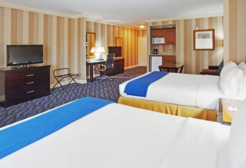 جناح, Holiday Inn Express Hotel & Suites Santa Cruz, An Ihg