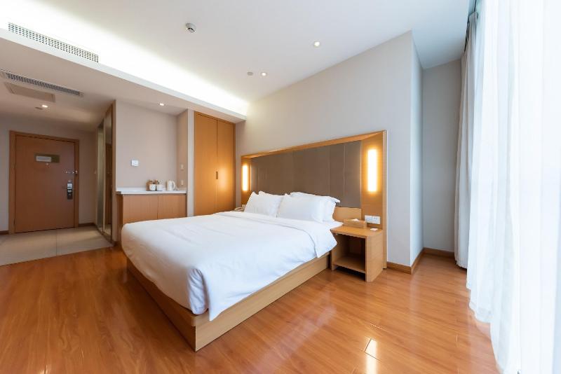 מיטת קינג בסוויטה, Holiday Inn Express & Suites Vicksburg By Ihg