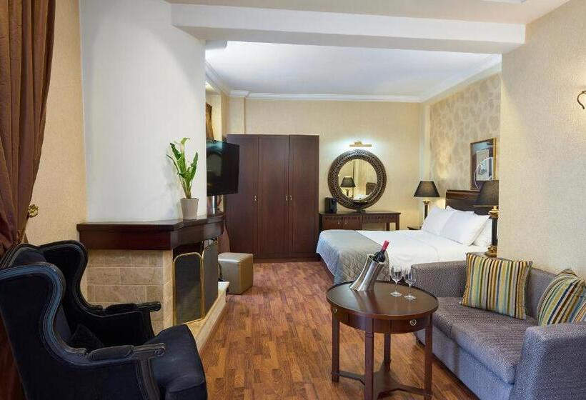 סוויטת ג'וניור, Olympus Mediterranean Boutique