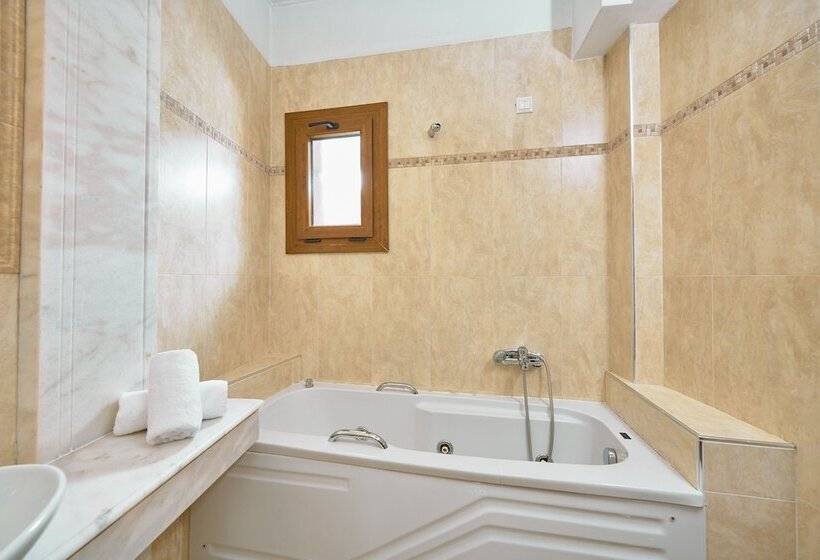 סוויטה משפחתית, Olympus Mediterranean Boutique