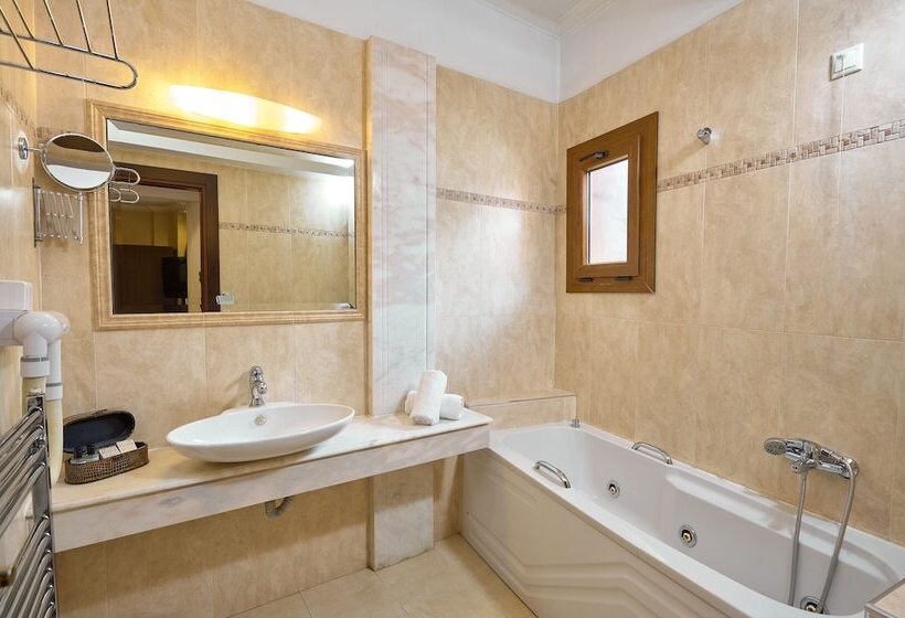 סוויטת ג'וניור, Olympus Mediterranean Boutique