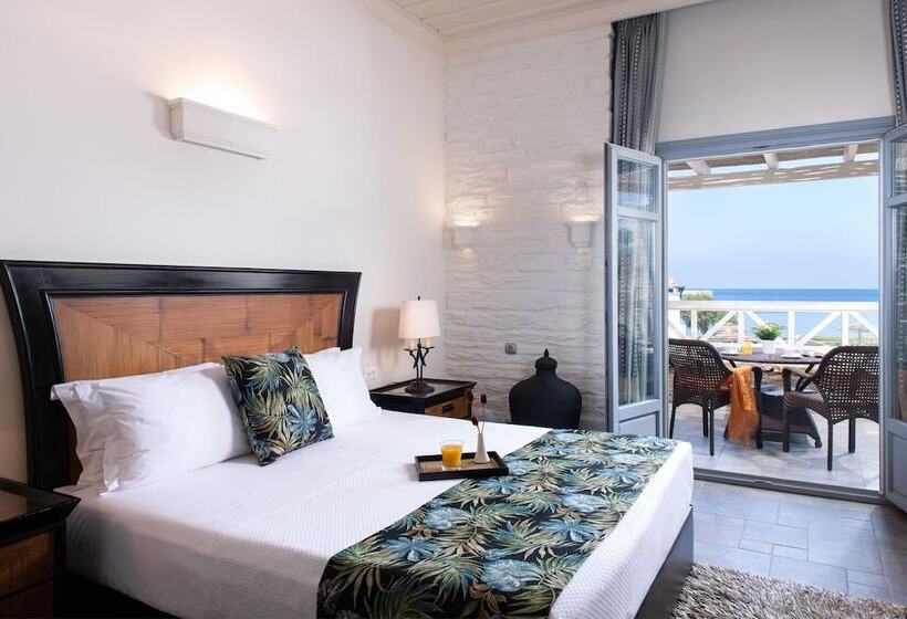 סוויטת דלוקס נוף לים, Porto Kea Suites By Sandglass