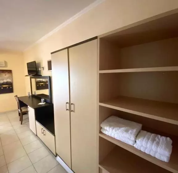 Deluxe-huone Parveke, Sozos Inn Hotel Vonitsa