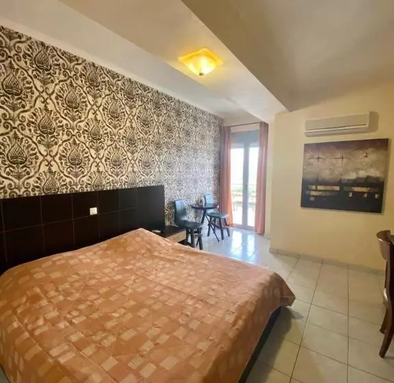 Deluxe-huone Parveke, Sozos Inn Hotel Vonitsa