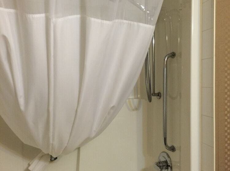 غرفة قياسية لذوى الاحتياجات الخاصة, Super 8 By Wyndham Edson