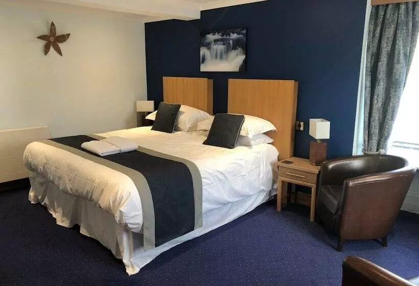 スーペリアールーム, The Ship Inn   Winner Best Hotel Experience 2024 Visit Scotland