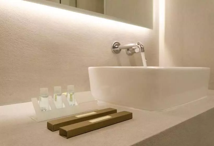 سوییت سوپریور با چشمانداز دریا, Senia Onar Hotels Collection