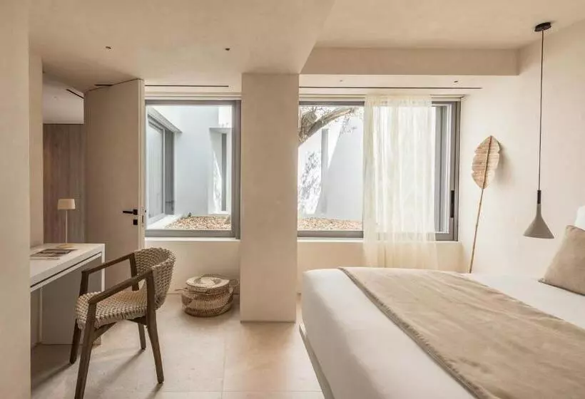 سوئیت پرزیدنت, Senia Onar Hotels Collection