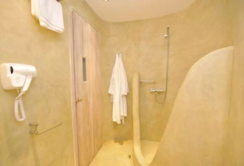 2 Bedrooms Suite Sea View, Senia Onar Hotels Collection