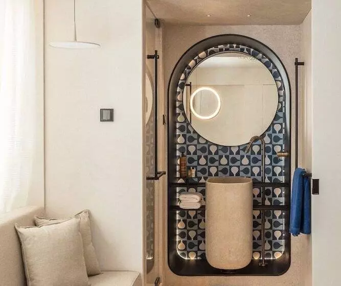 سوئیت اجرایی با مشاهده, Senia Onar Hotels Collection
