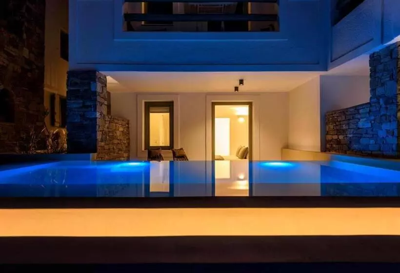 سوییت خانوادگی, Senia Onar Hotels Collection