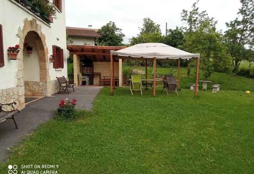 خانه 1 خوابه, Lizargarate