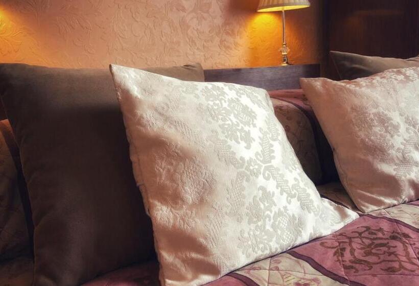 חדר סטנדרט, Averon Guest House