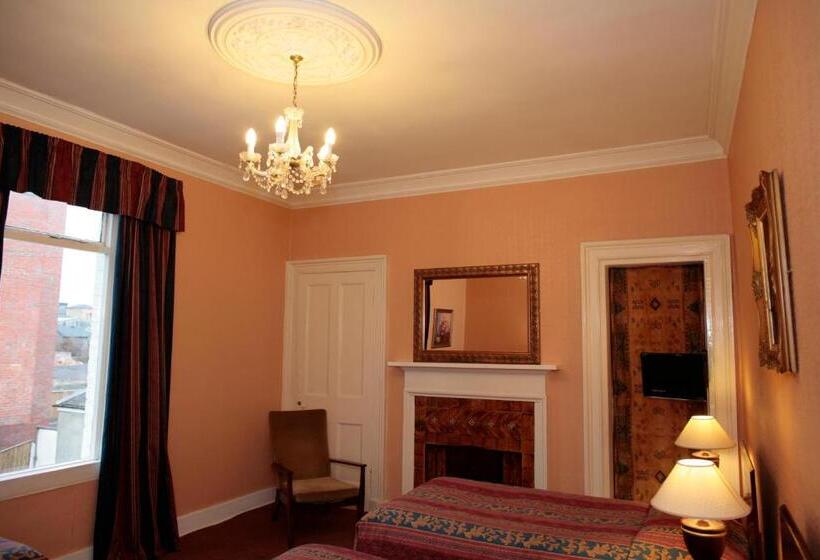 חדר משפחתי, Averon Guest House