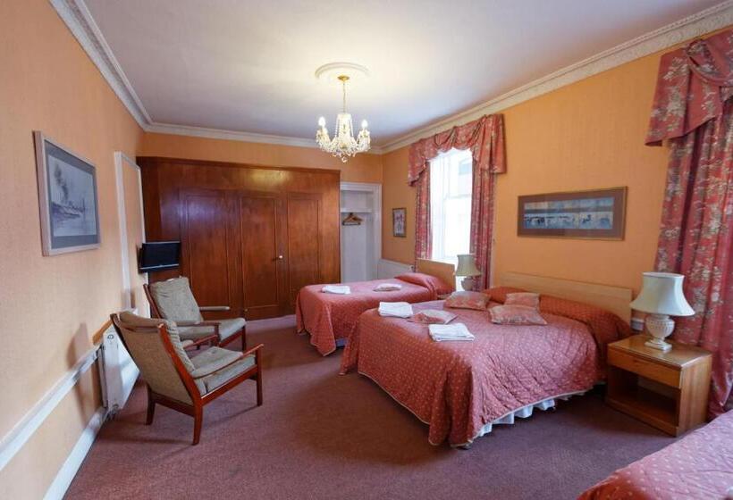 חדר משפחתי, Averon Guest House