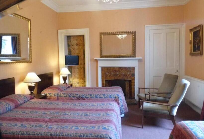 חדר משפחתי, Averon Guest House