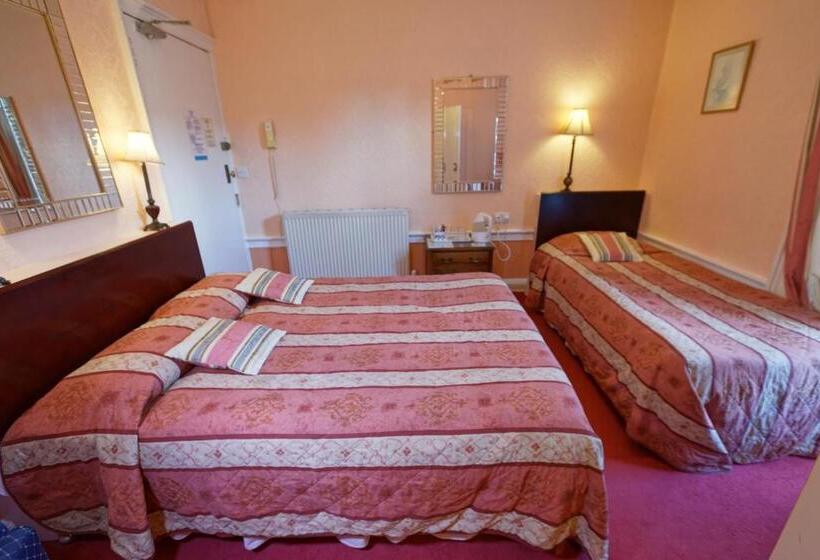 חדר משפחתי, Averon Guest House