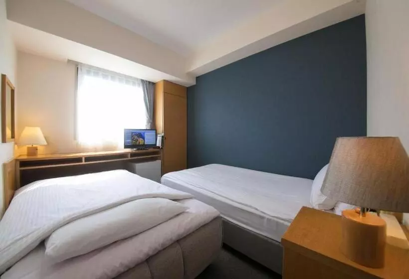 スタンダードスタジオ, Heiwadai Hotel 5