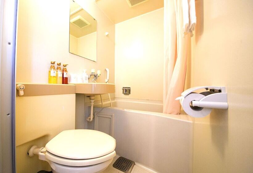Студия Стандарт, Heiwadai Hotel 5