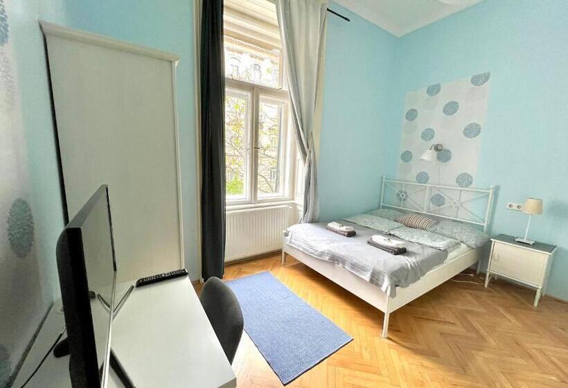 חדר סטנדרט, Jazzy Vibes Parliament Rooms And Ensuites