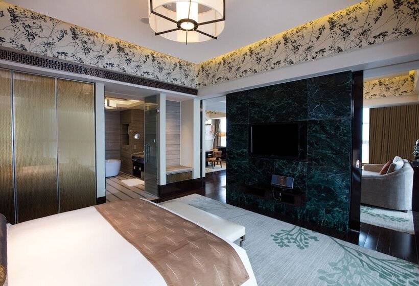 クラブスイート, Crowne Plaza Hefei, An Ihg