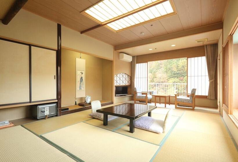 غرفة إقتصادية, Kinugawaonsen Hananoyado Matsuya