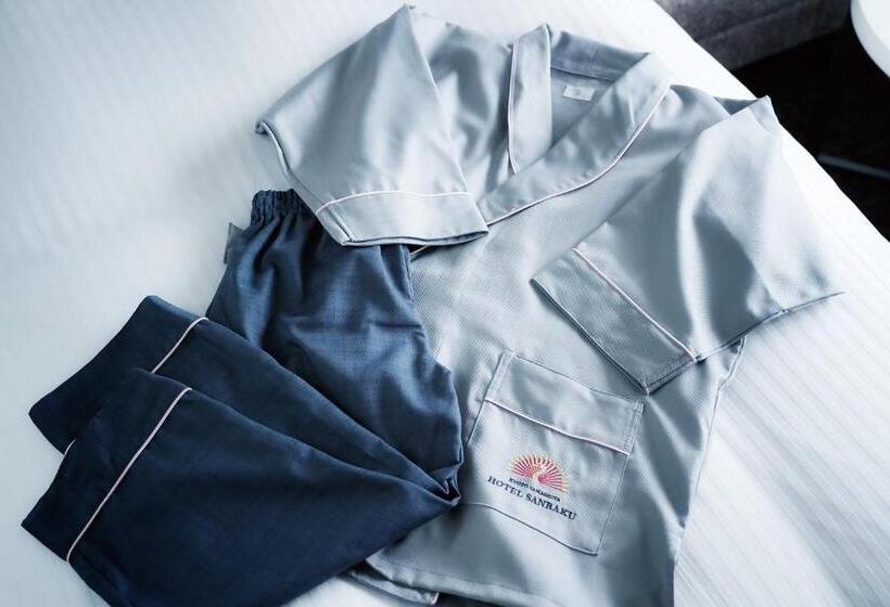 Номер Стандарт Вид на Горы, Kyoto Yamashina Hotel Sanraku