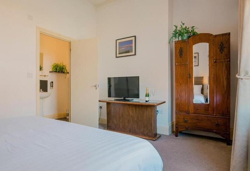 Номер Стандарт, Rowntree Lodge