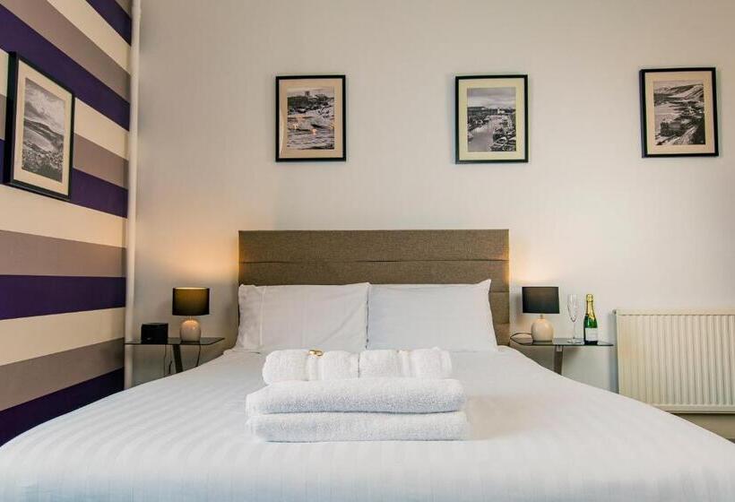 Номер Стандарт, Rowntree Lodge