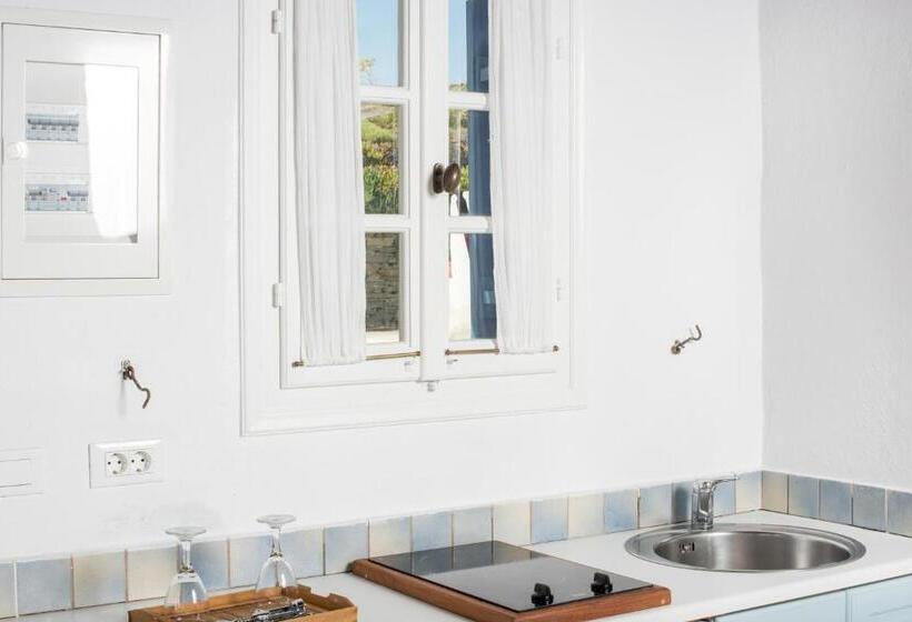 标准工作室, Lighthouse