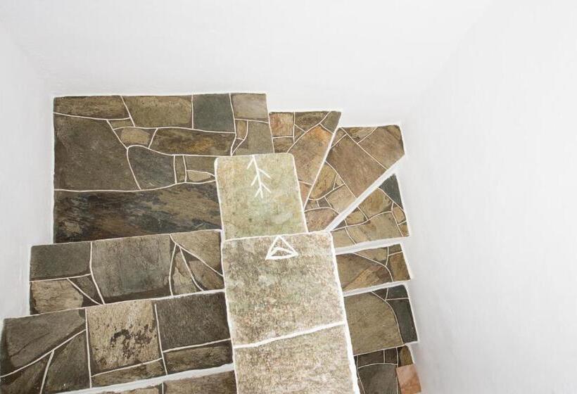 基本工作室, Lighthouse