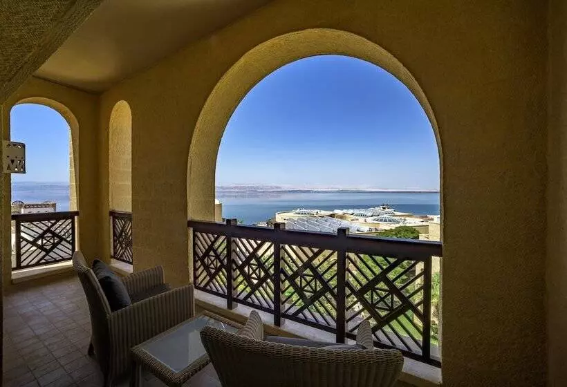 سوییت با چشم‌انداز دریا, Crowne Plaza Jordan Dead Sea Resort & Spa, An Ihg