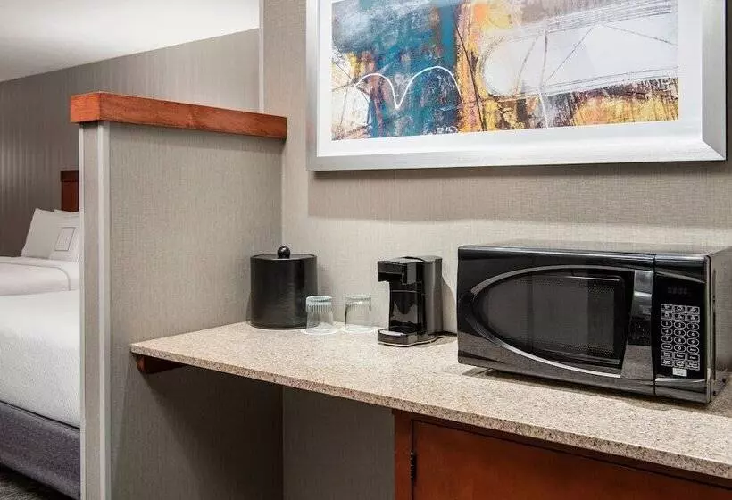اتاق استاندارد, Courtyard By Marriott Edmonton West