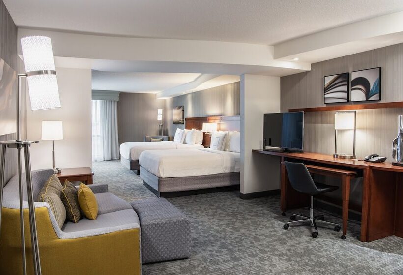 חדר סטנדרט, Courtyard By Marriott Edmonton West