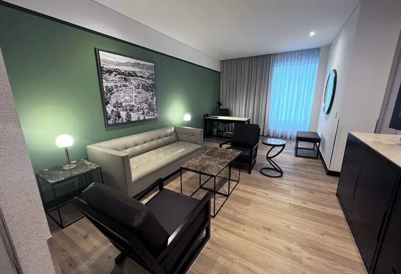 スイート, Holiday Inn Bogota Airport, An Ihg