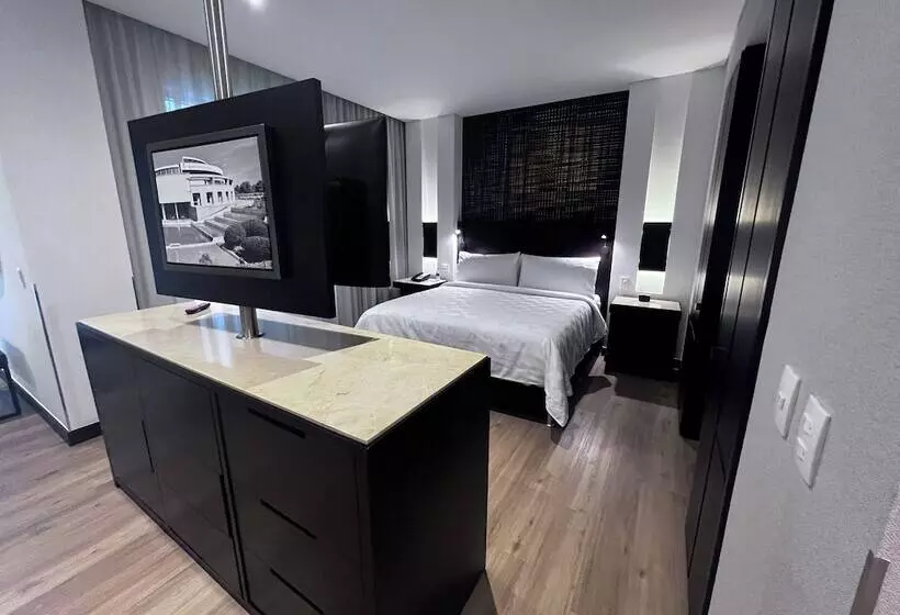 スイート, Holiday Inn Bogota Airport, An Ihg