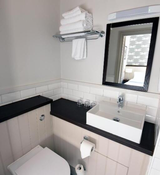 غرفة عائلية, Oaklands By Greene King Inns