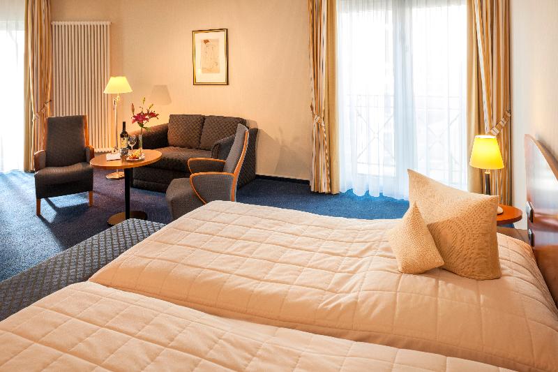 스탠다드 룸 킹사이즈 침대, The Ritz Carlton, Los Angeles L.a. Live