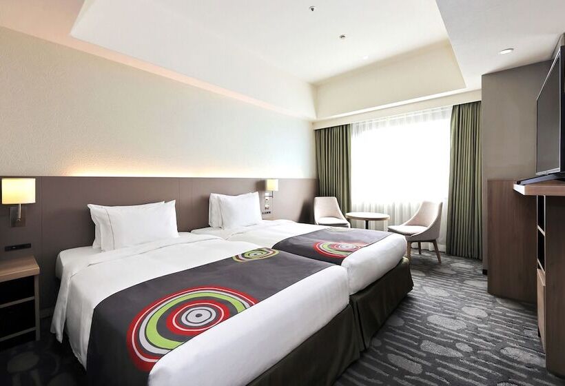 Номер Стандарт Трехместный, The Royal Park Hotel Fukuoka