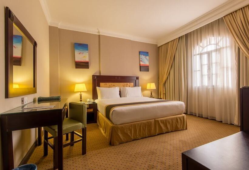 اتاق استاندارد, Caesar