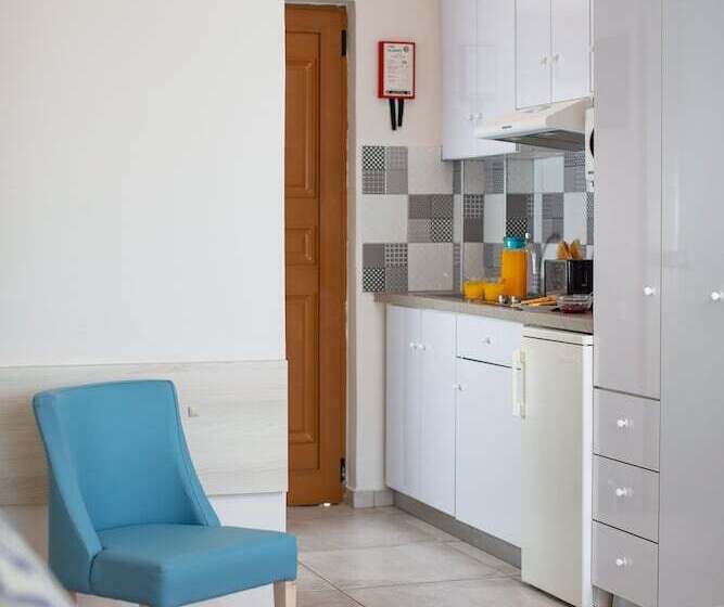 استودیوی سوپریور, Marelen Hotel Zakynthos