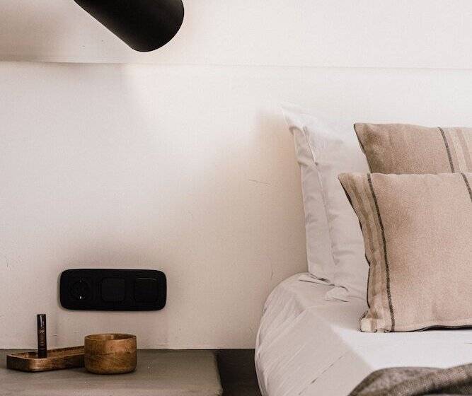 수피리어 룸, Momi Slow Living