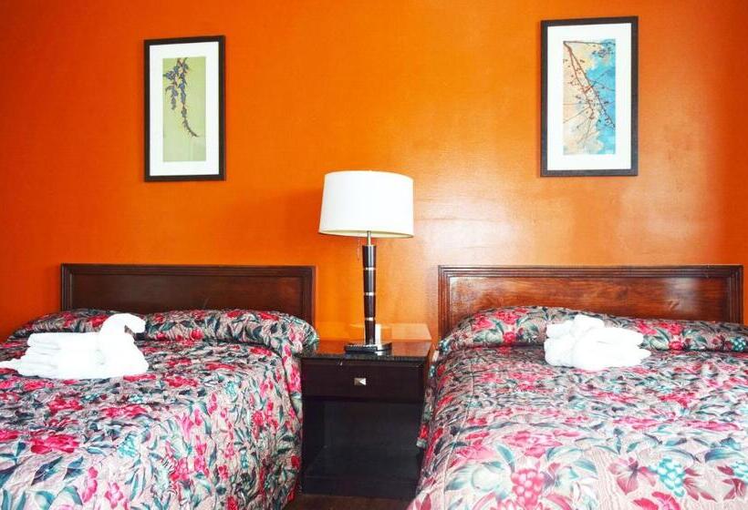 غرفه قياسيه سريرين مزدوجين, Skyview Manor Motel